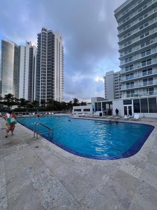 Condominio Nuevo Frente Al Mar-En Miami Str-02821 Sunny Isles Beach Exterior foto