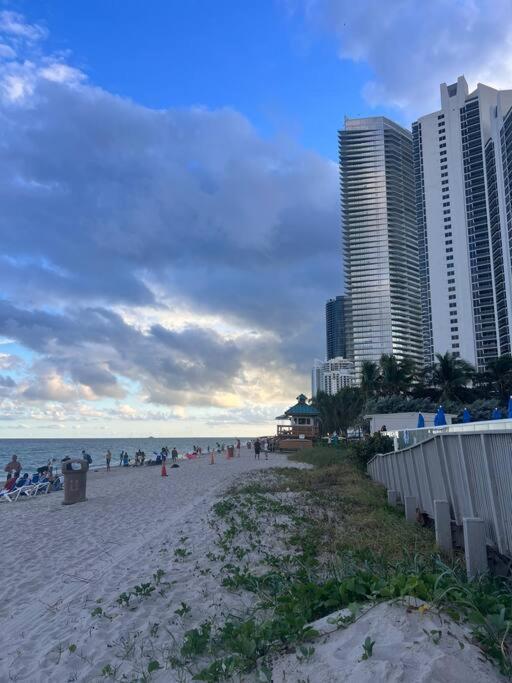 Condominio Nuevo Frente Al Mar-En Miami Str-02821 Sunny Isles Beach Exterior foto